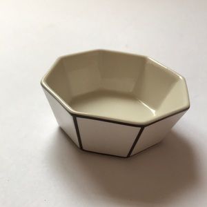 Odeme porcelain ring dish cream/ black new